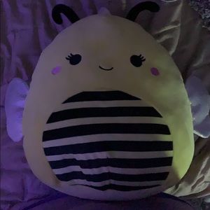 Sunny the Bee Squishmallow